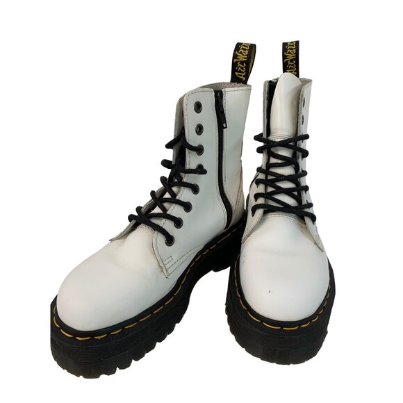 Unisex Dr. Martens Jadon White Leather Platform Boots Size 5 Men / 6 Women - Picture 2 of 11